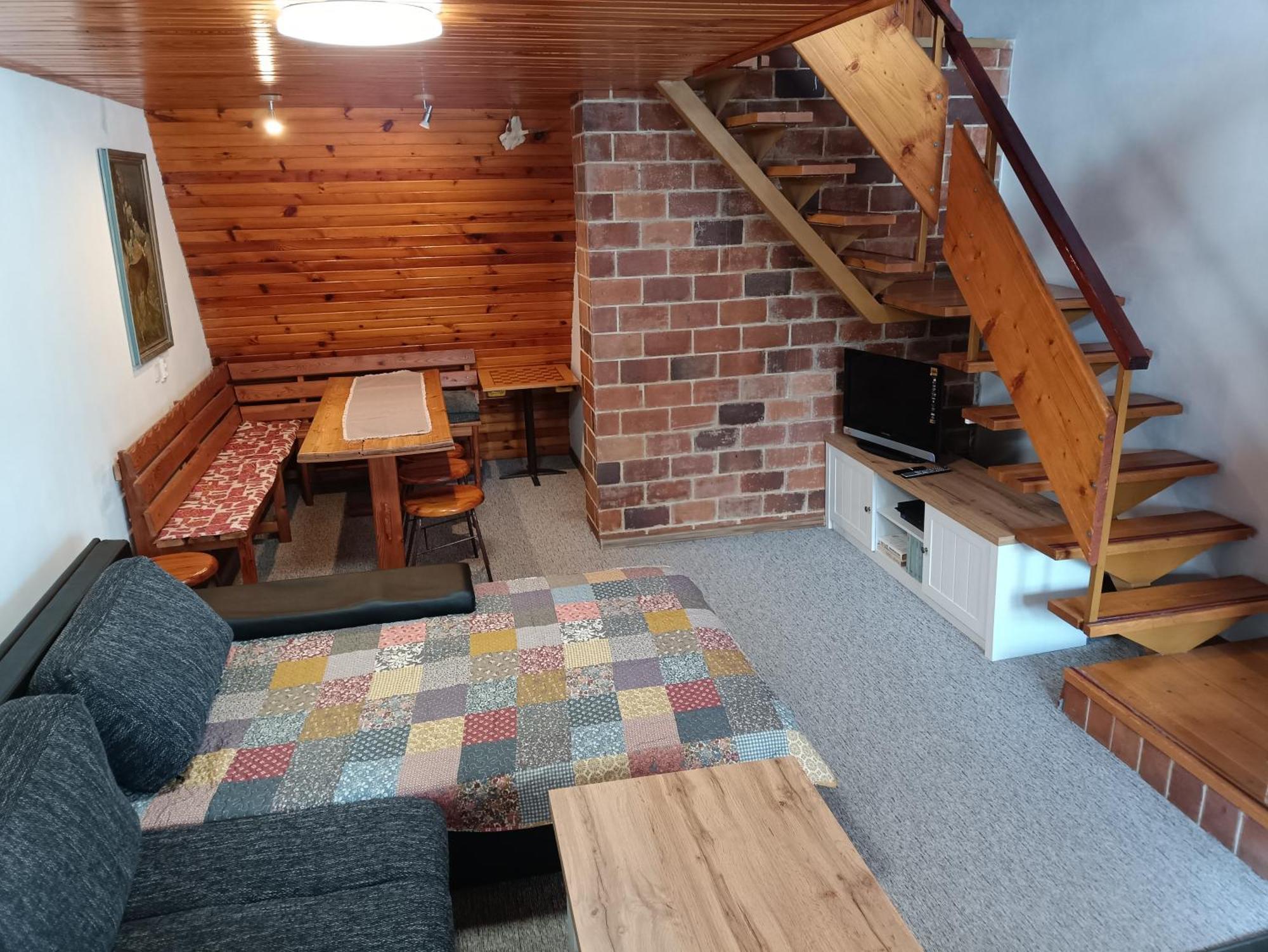 Dusan Stola Room photo
